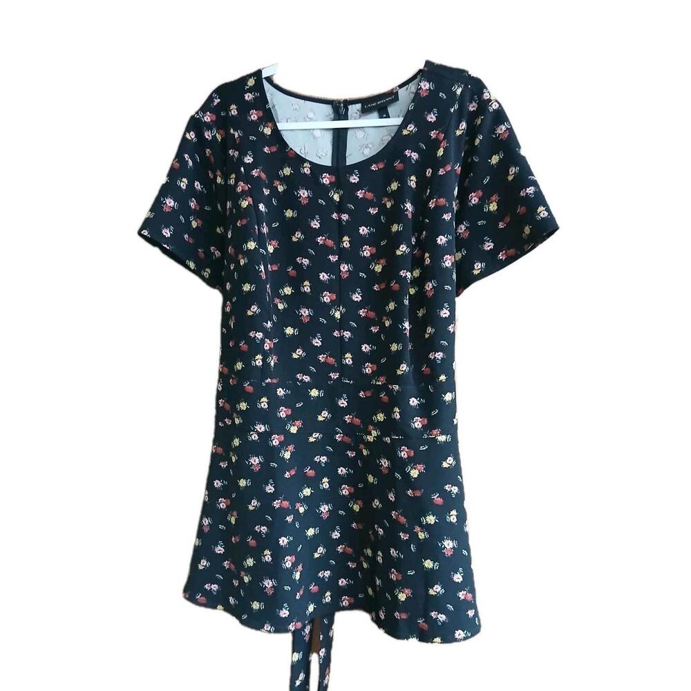Lane Bryant Black Floral Tie Waist Pelum Blouse Women’s Size 28 NWOT